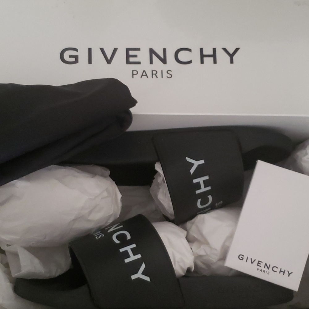 Givenchy slides additional photos